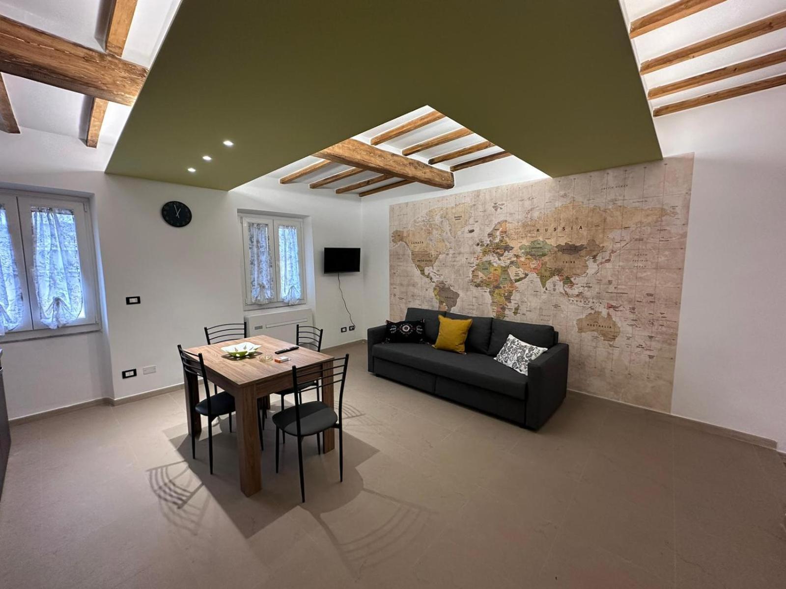 דירות וטראלה La Casa Di Nonno Bino מראה חיצוני תמונה